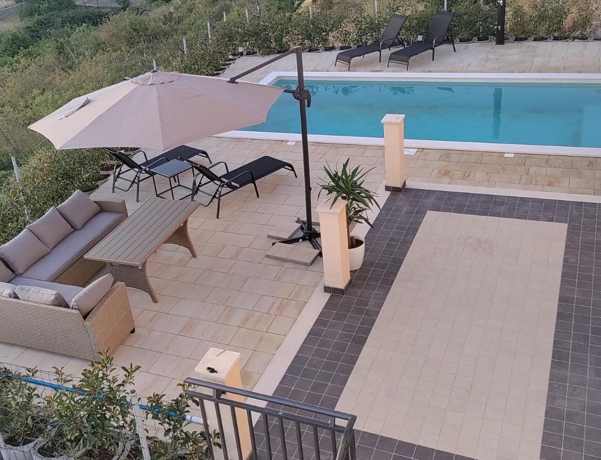 Magi House With Pool Apartment Podstrana Exterior foto